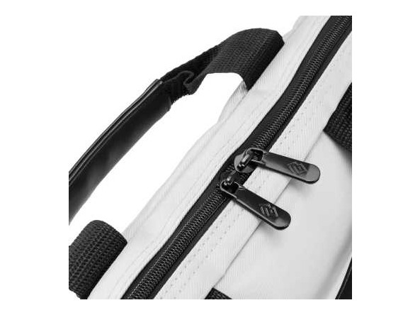 0b38b03817a991335c3adc89b491fd612bd00c65b2a43dac5e3460ccaad5f3f6_3